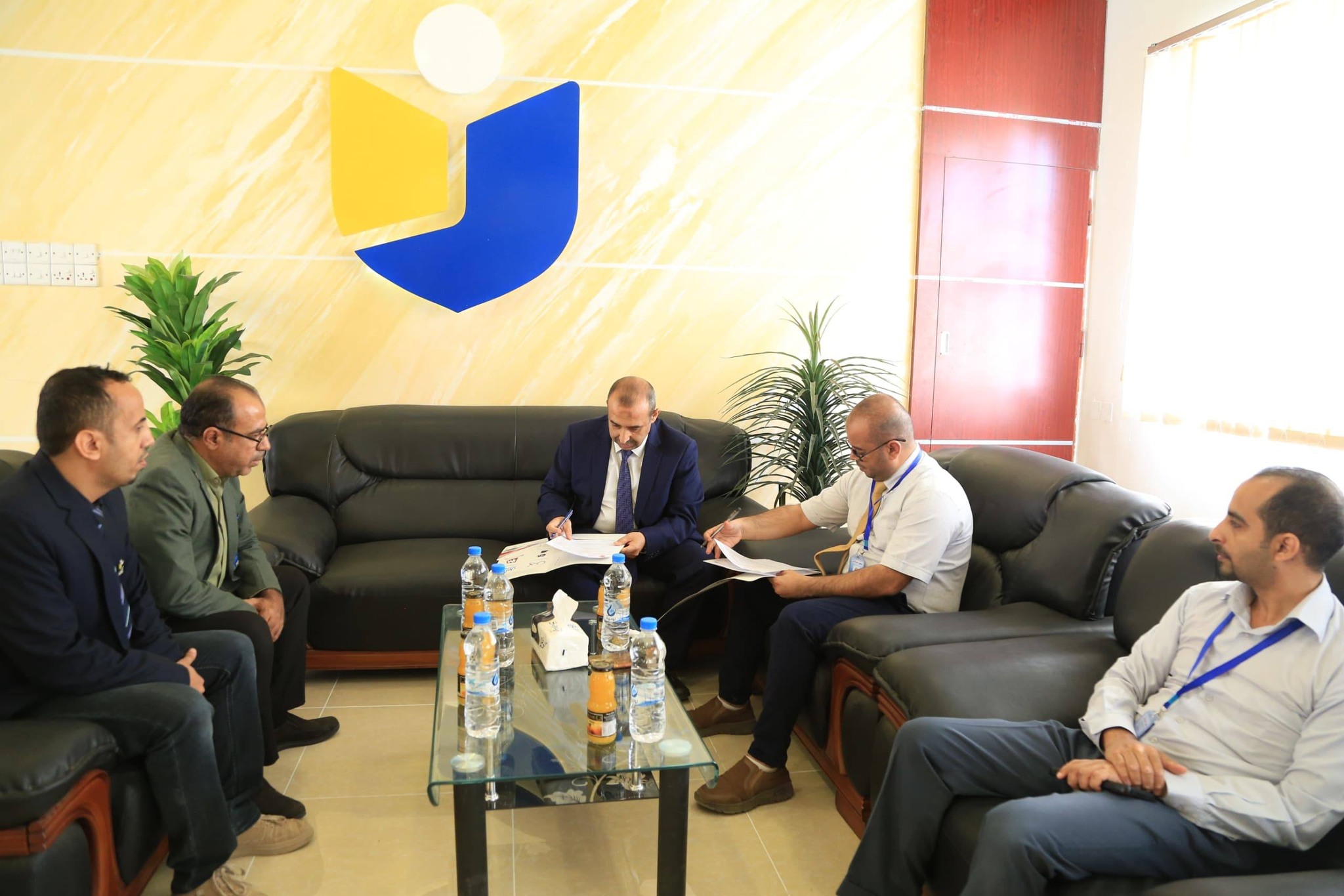 جامعة الجند توقّع اتفاقية تعاون مع يمن سوفت