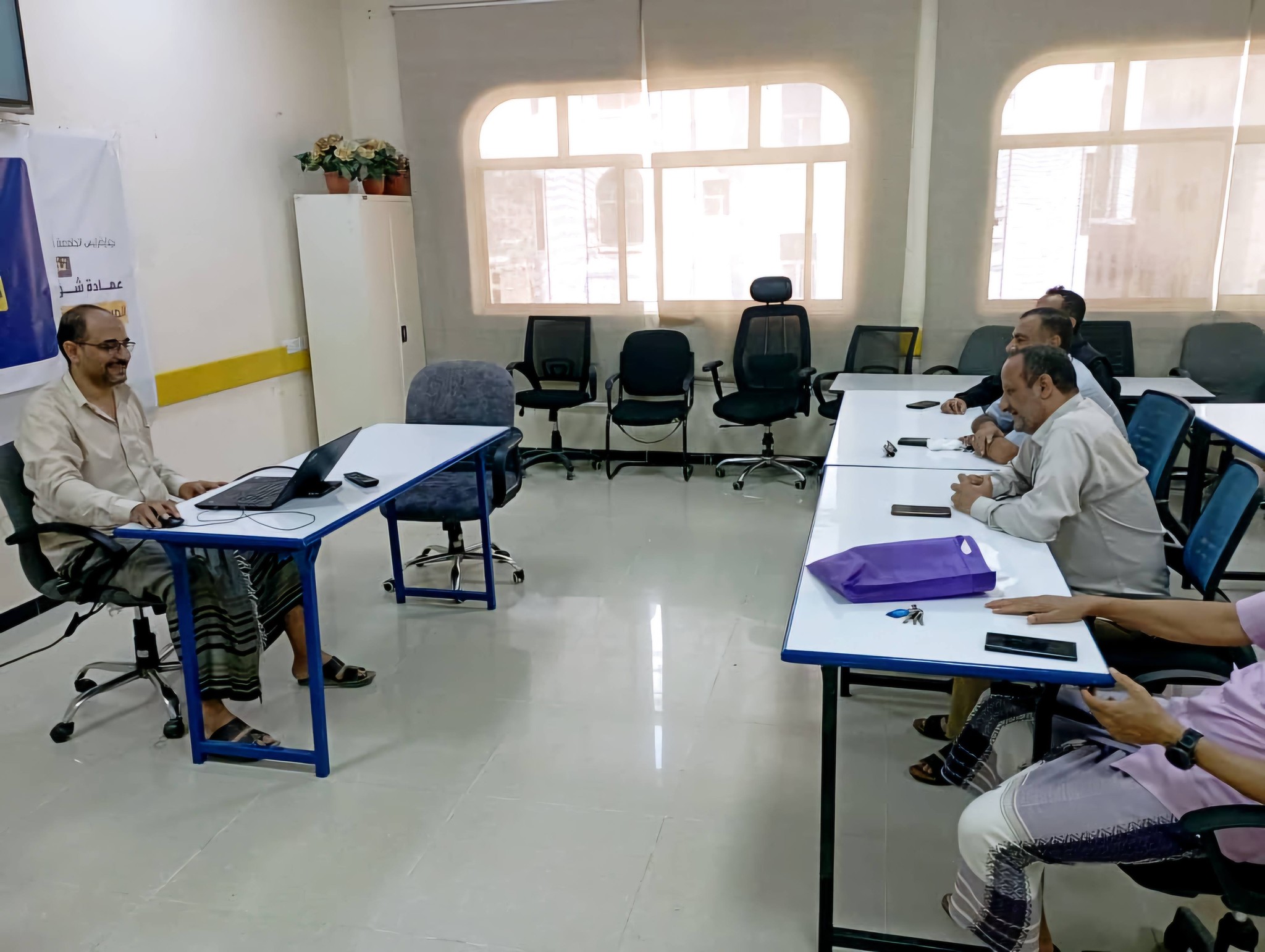 اختتام ورشة المراجعة الدورية لبرنامج بكالوريوس إدارة الأعمال