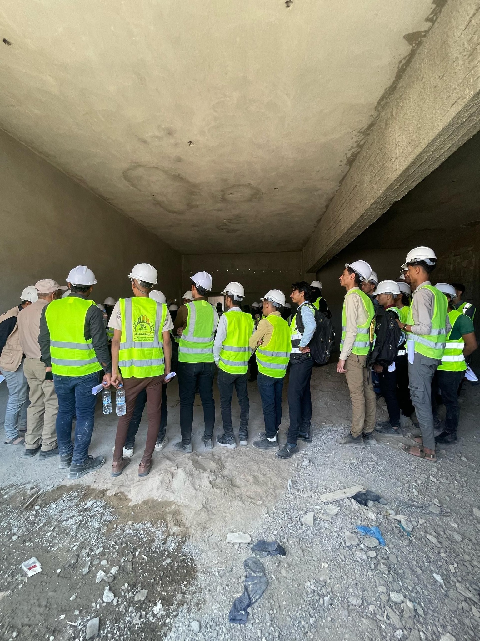 نزول ميداني لطلاب الهندسة المدنية والتصميم الداخلي
