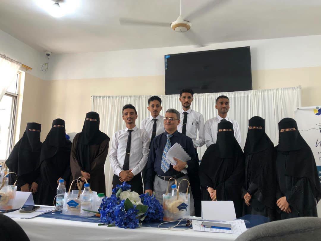 مناقشة بحث علمي حول الاستعداد النفسي للممرضين وتأثيره على الإجهاد المهني بجامعة الجند