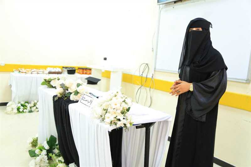 مناقشة علنية لبحث حول أثر جودة النوم على الأداء الأكاديمي والكفاءة السريرية بالجامعة